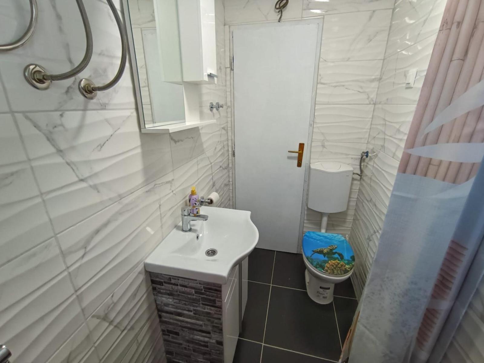 Guesthouse Eljuga Family Stari Grad  Ngoại thất bức ảnh
